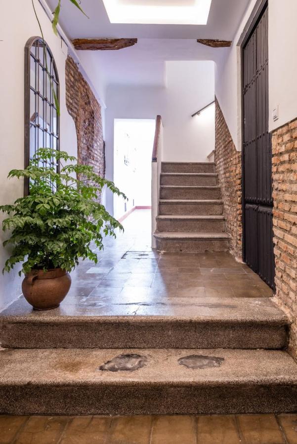Apartamentos Junto A Jardines Del Triunfo Granada Luaran gambar